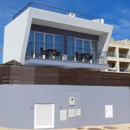 Villa Burgau Villa *